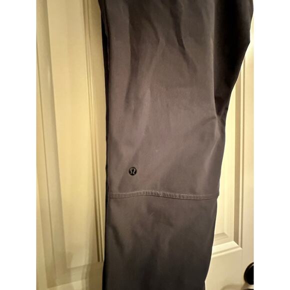 Lululemon ABC Classic-Fit 5 Pocket Pant 30"L - Size Medium (Waist 32), Black - Picture 3 of 5